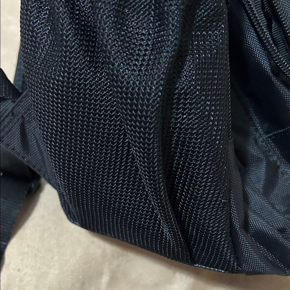 Targus Black Multi-Compartment Backpack - image 3